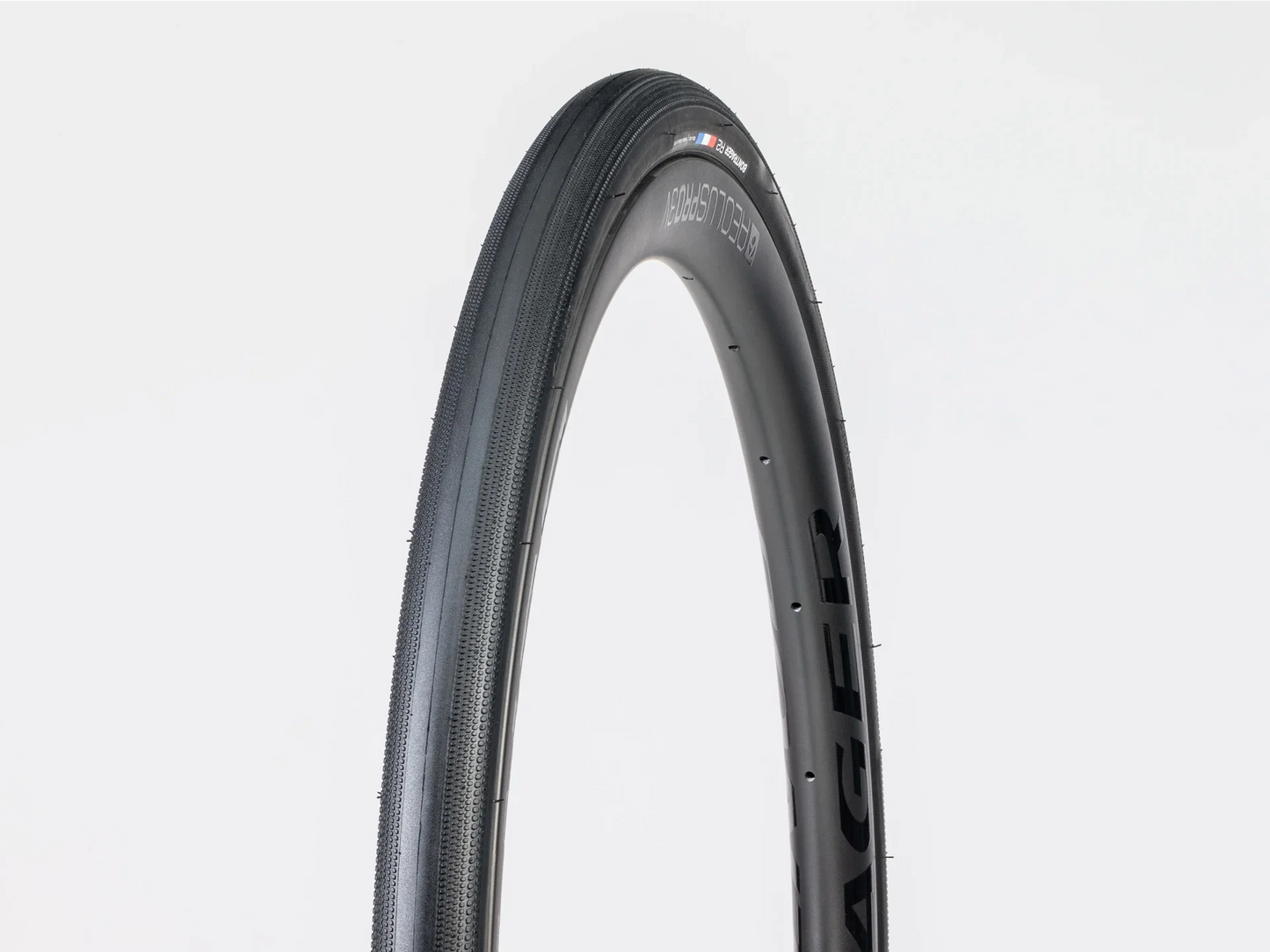 BonTrager R2 hard-chase Lite tire