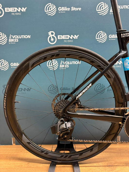 Rzeźba Merida Bahrajn Zwycięski Rozmiar S - Używany