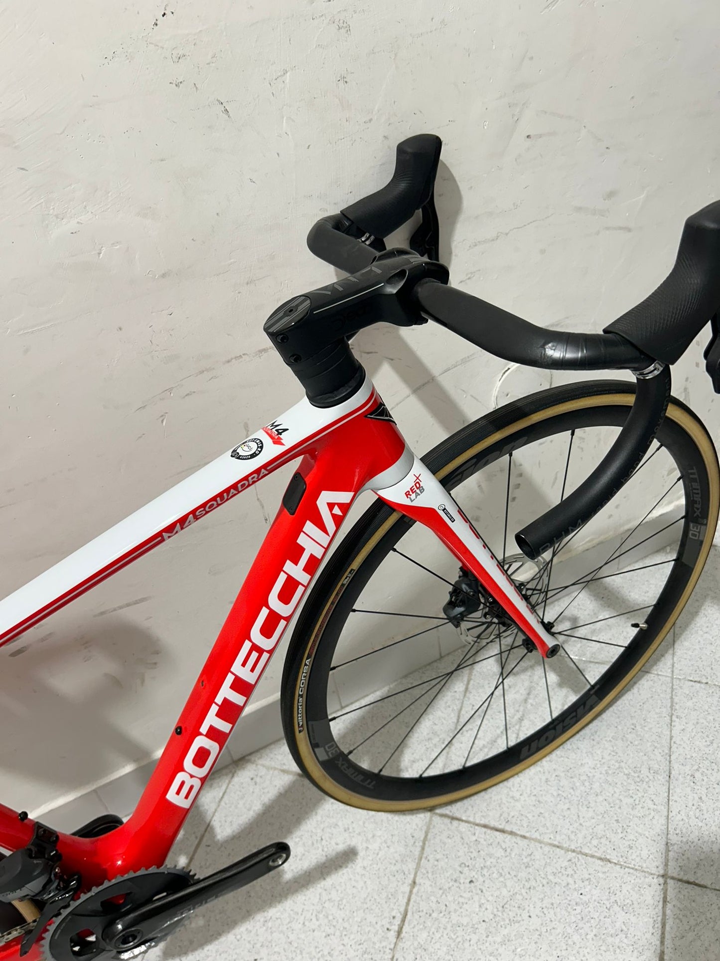 BotteCchia EMME 4 Equipo - Red Lab Edition Tamaño 44 Demo