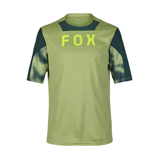 Fox forsvarer spottet shirt