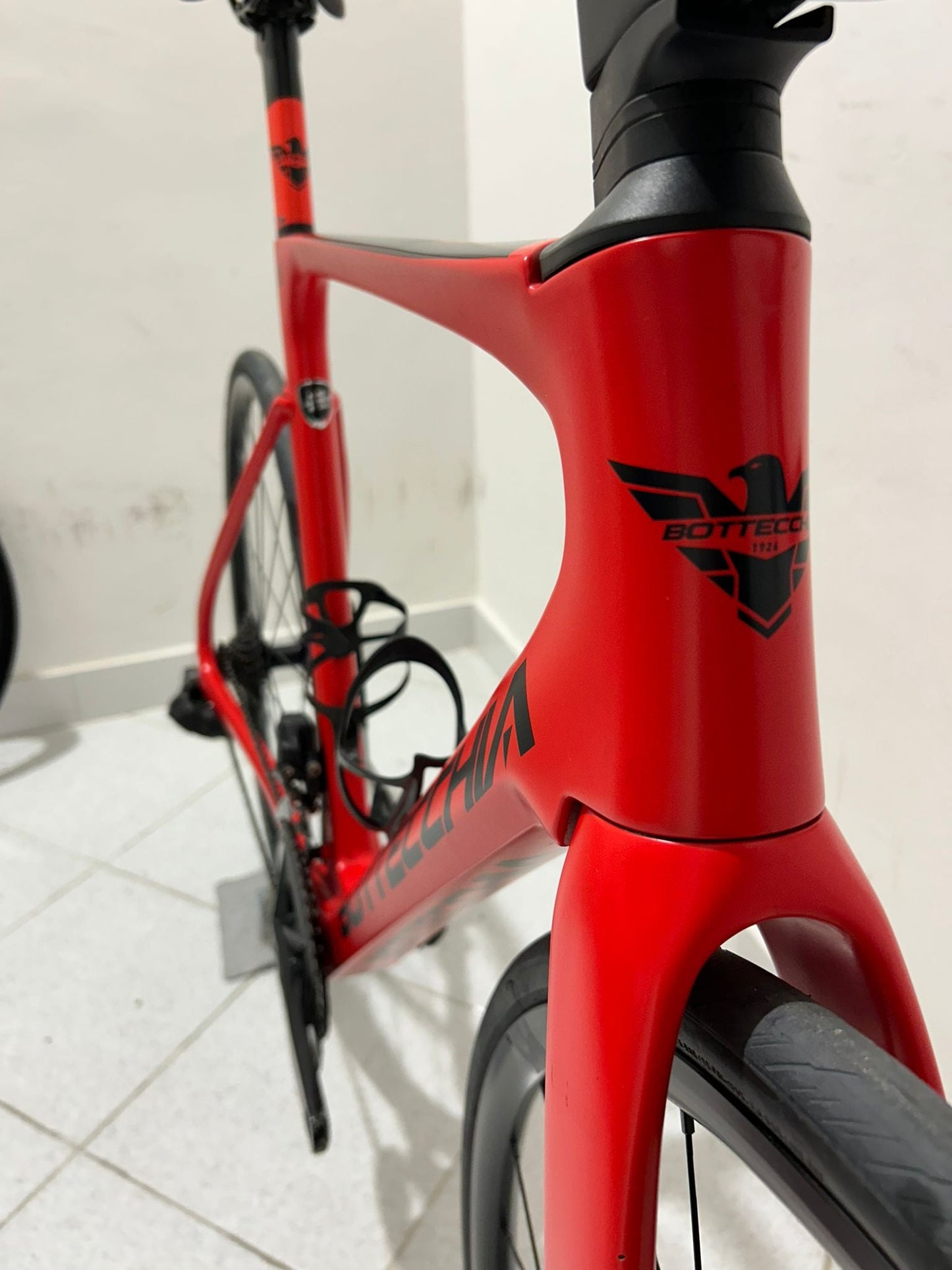 BotteCchia Aeroespace Tamaño 55 - Usado