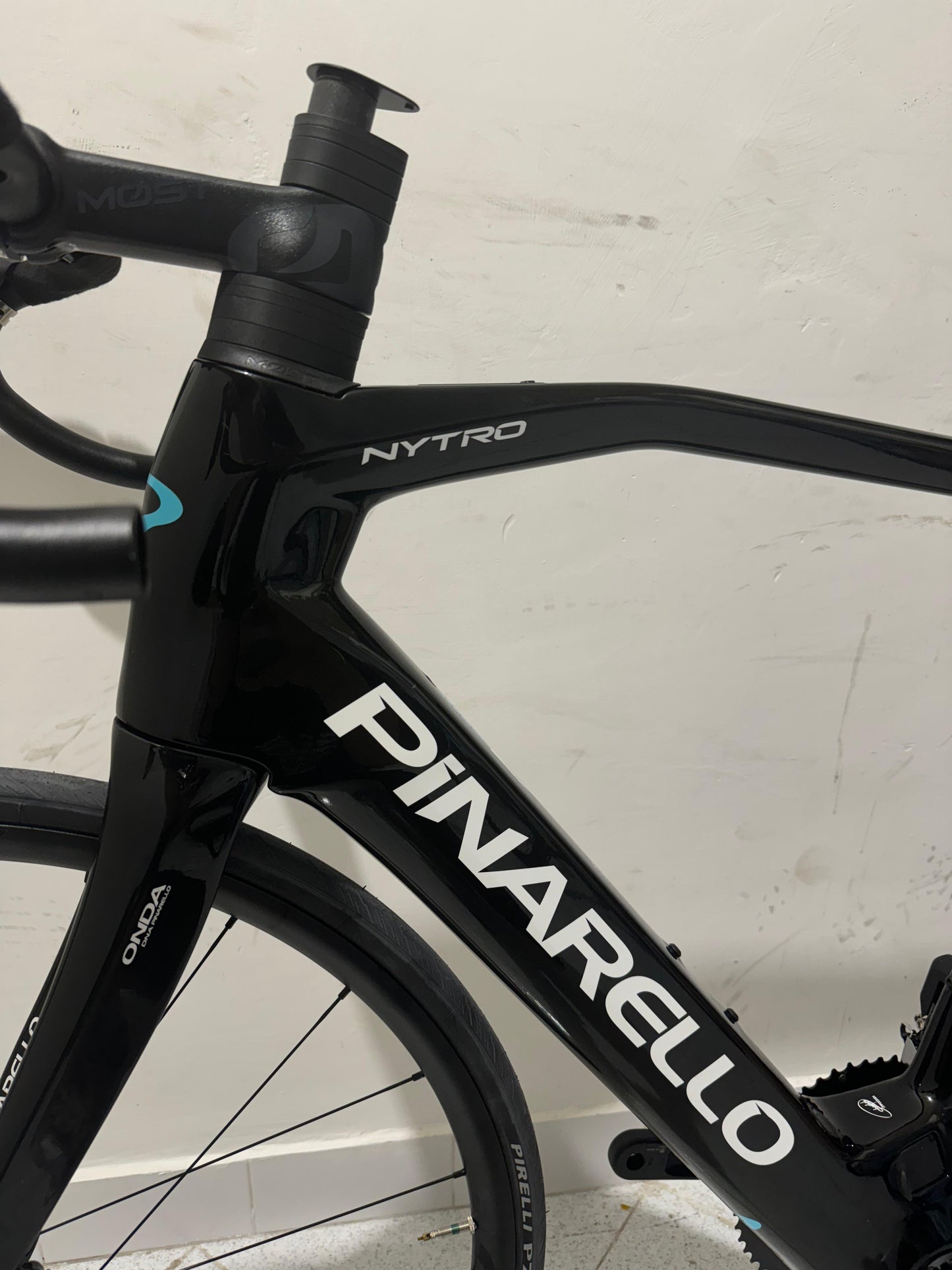 Pinarello Nyro E5 Road 105 OF2 Koko 55 - Demo