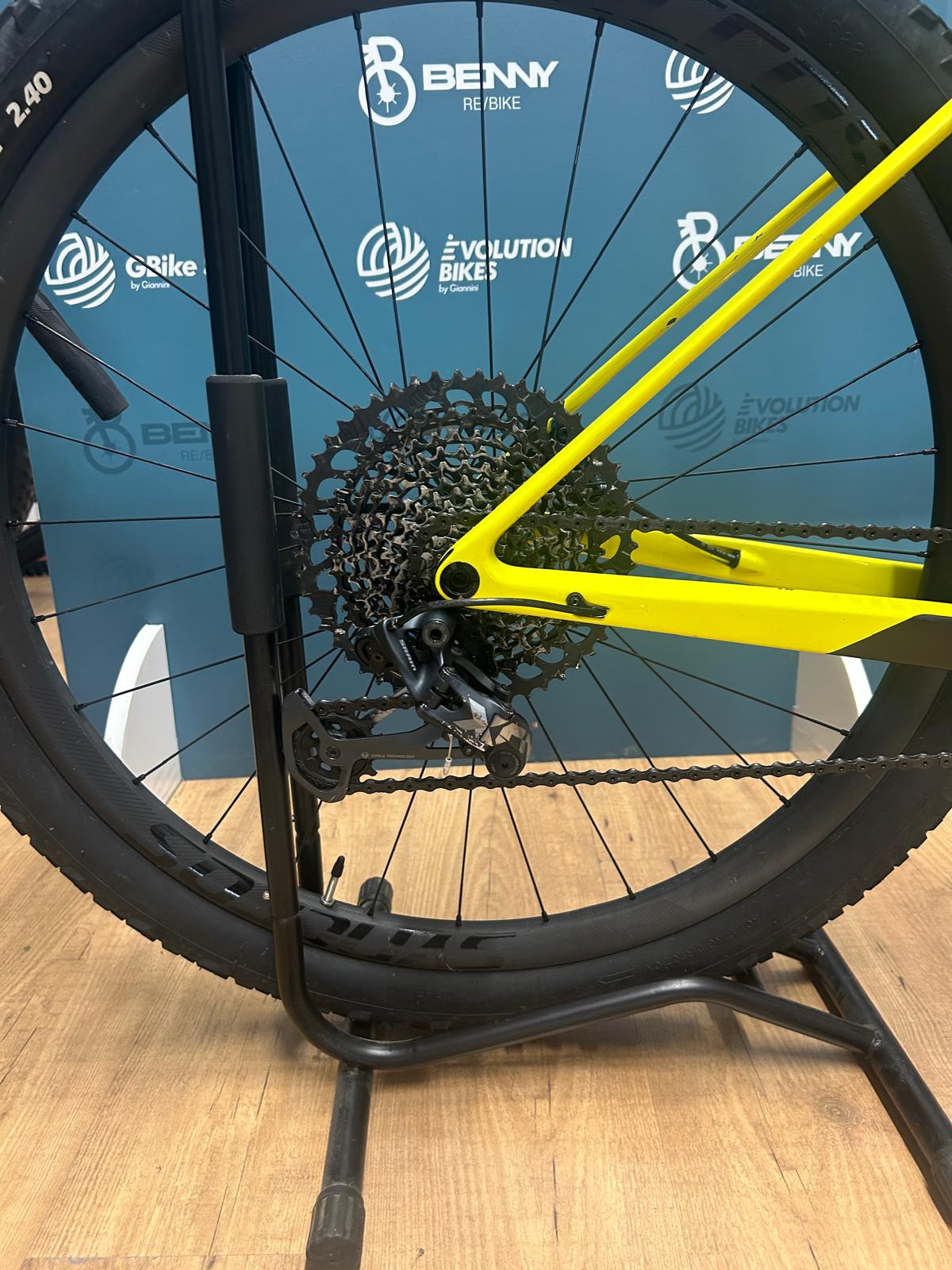 Scott Scale RC World Cup taglia M - Usata