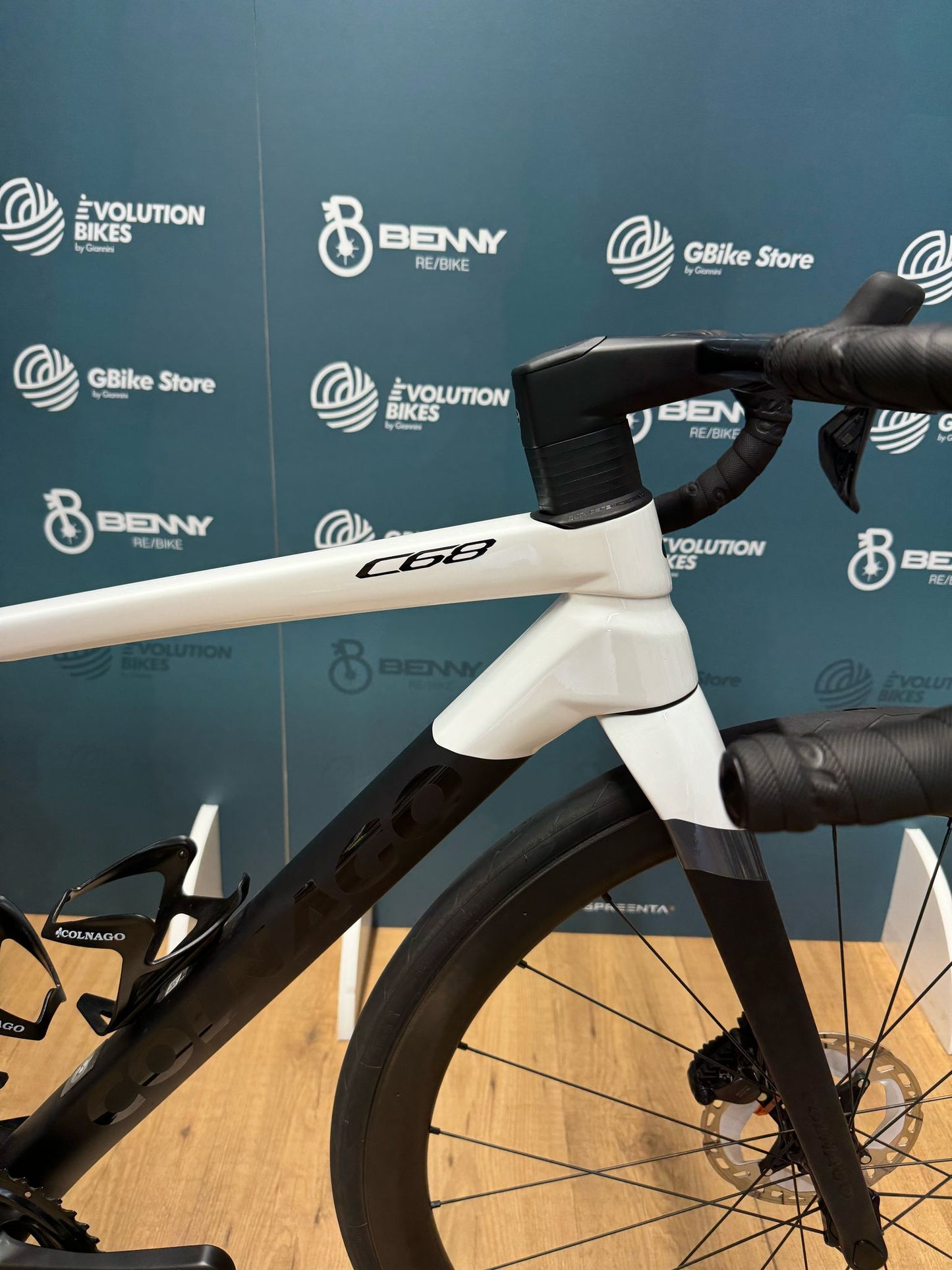 Colnago C68 Road Disc Ultegra DI2 Rozmiar 42 - Używany