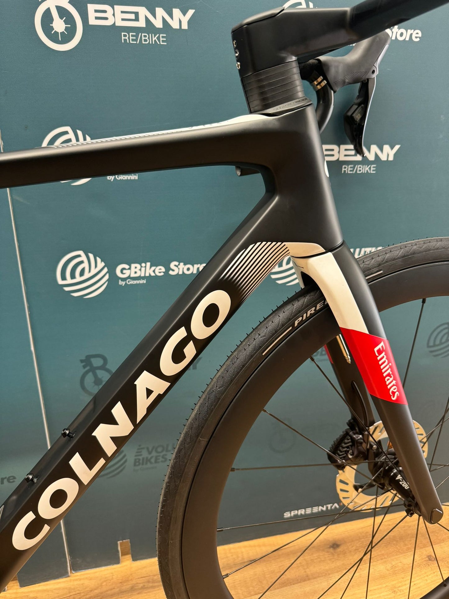 Colnago V4RS EAU Emirates Tamaño 485 - Prueba de demostración
