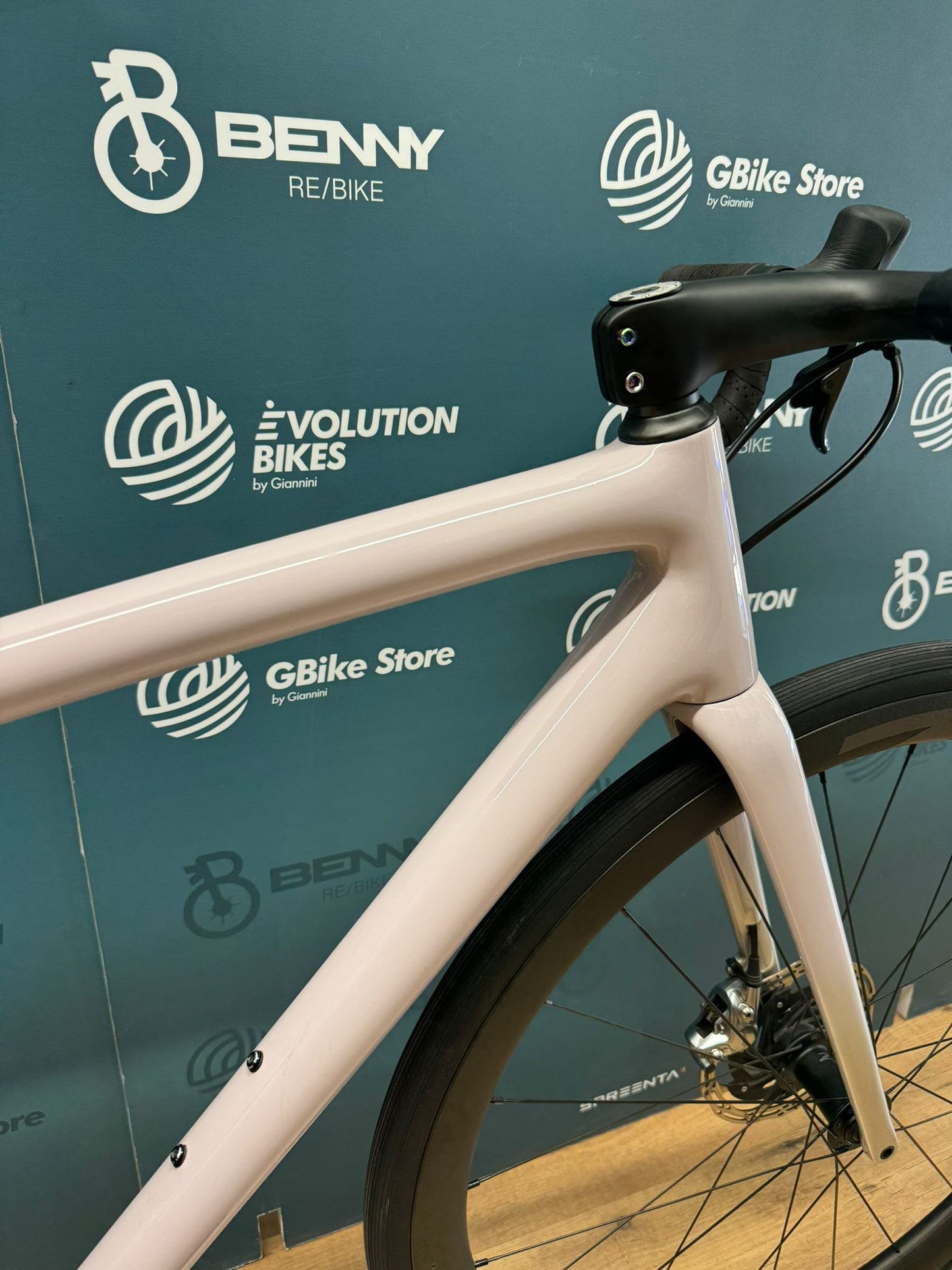 S-Works Aethos Sram Red eTap AXS Taglia 54 - Usata