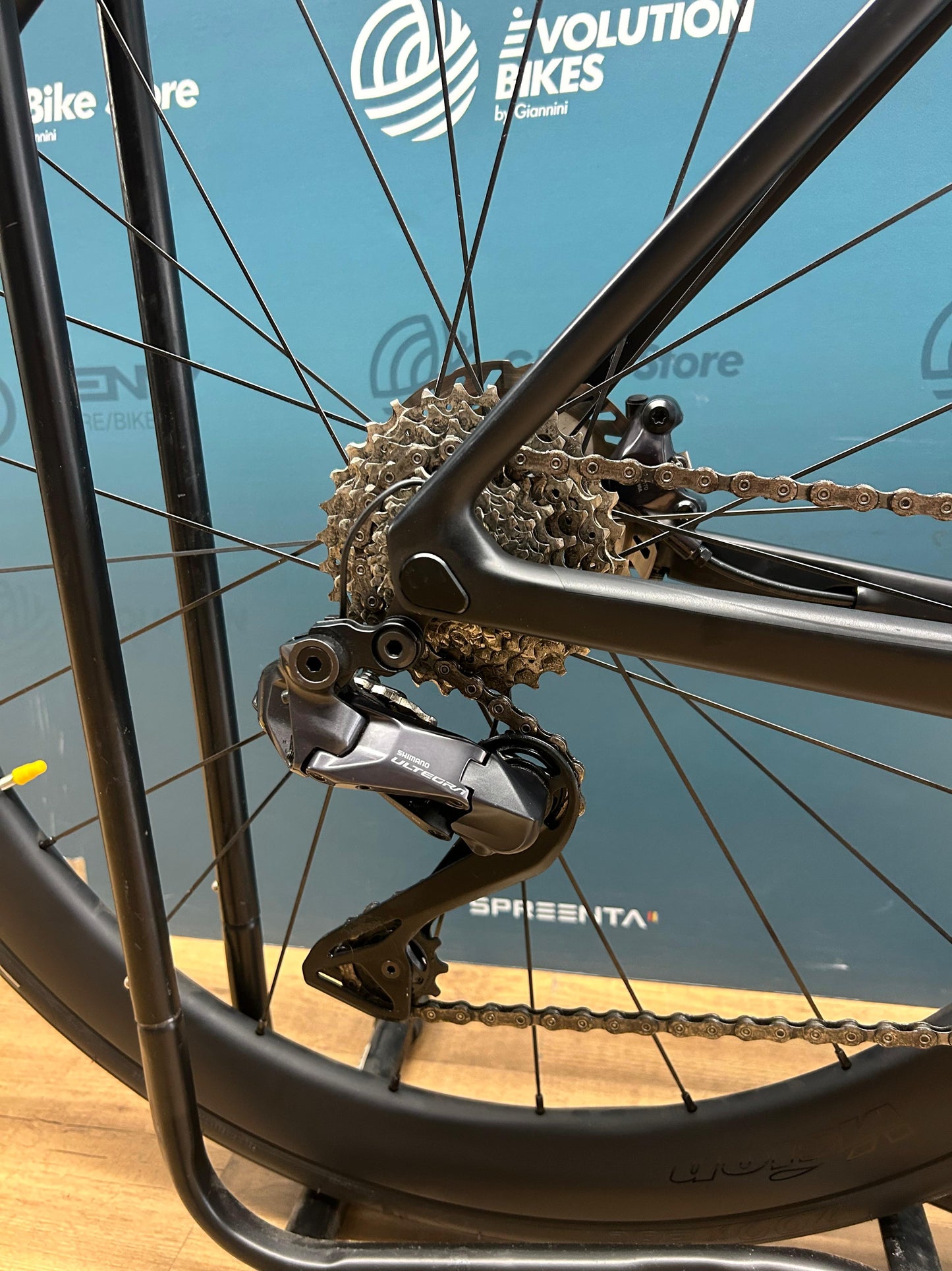 Colnago V4RS EAU Emirates Tamaño 485 - Usado