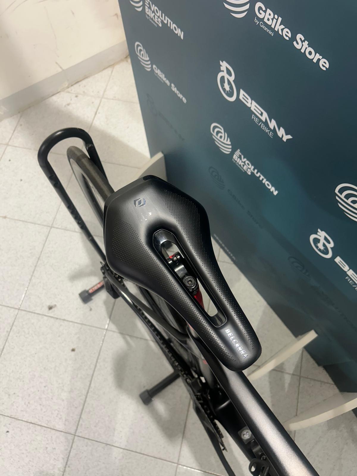 Colnago V4RS Emiratos Árabes Unidos Talla 45.5 - Usado