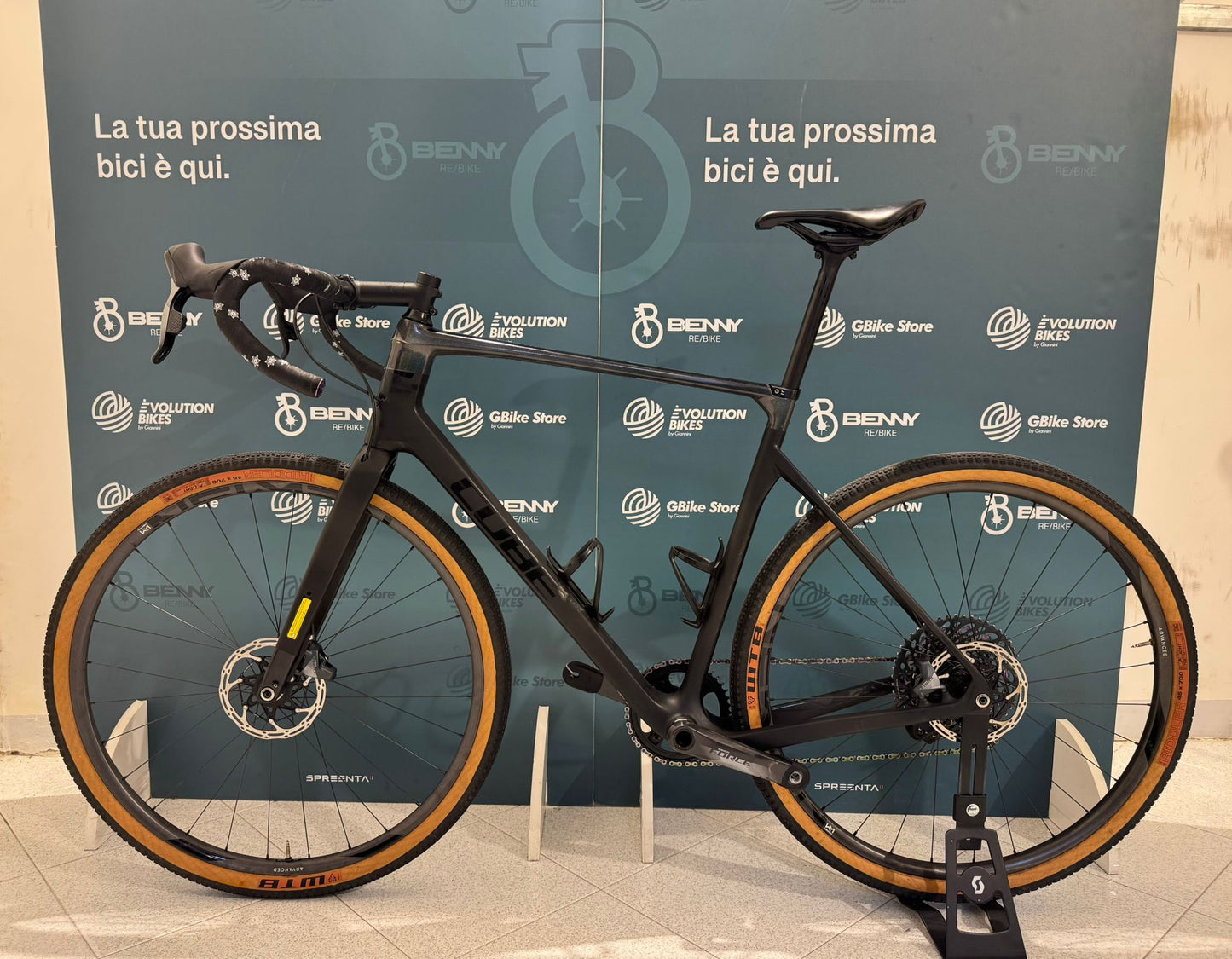 Rozmiar kostki Nuroad żwiru XL - Używany