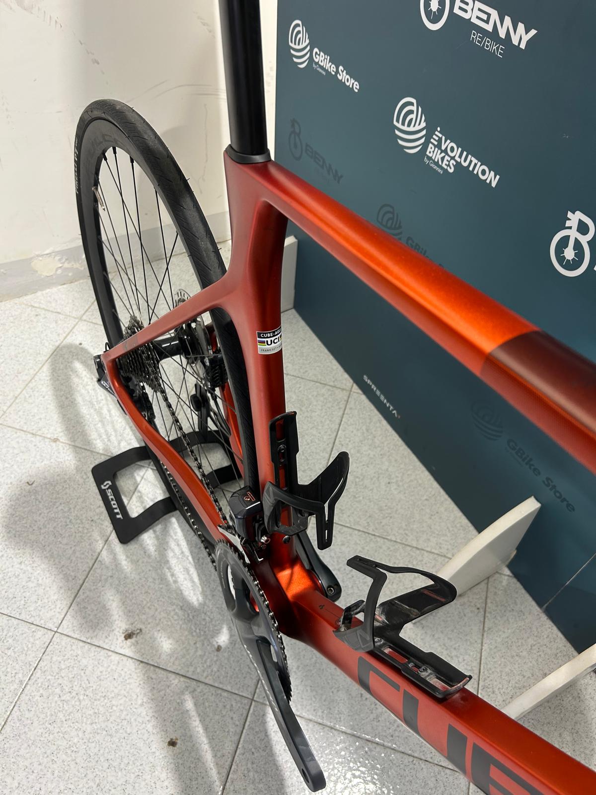 Cube Agree C:62 Race Tamaño 58 - Usado