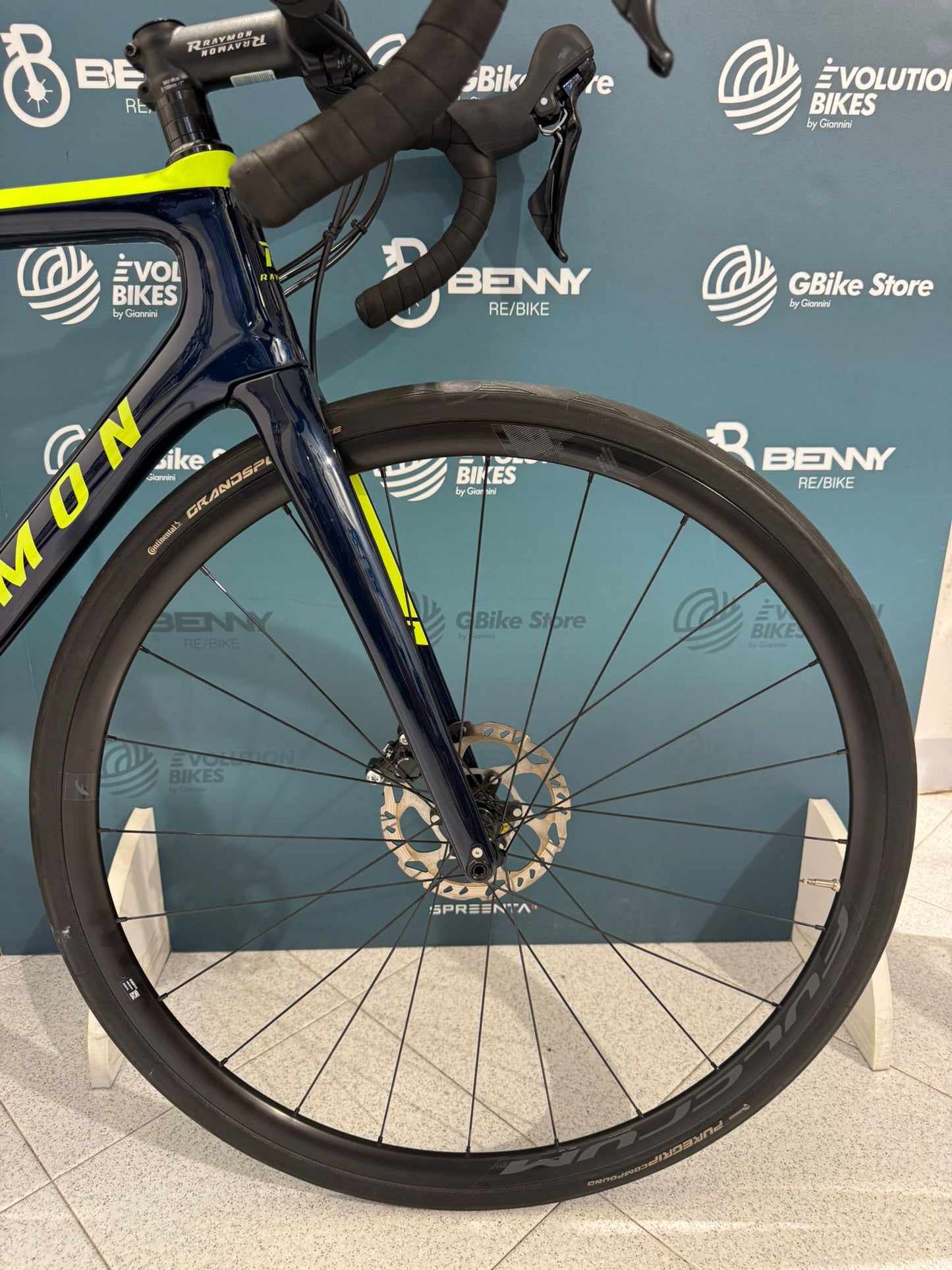 Raymon RaceRay 7.0 Scheibenschliff S/54 – Gebraucht