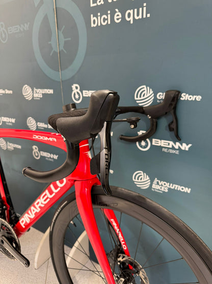 Pinarello Dogma F10 Disc AXS Größe 54 - Gebraucht