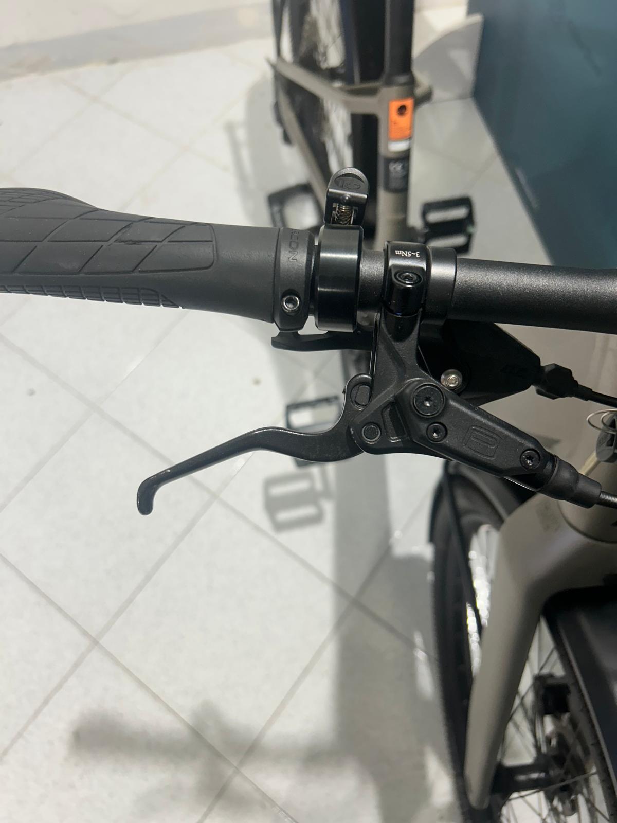 Canyon Précédent:ON 5 Taille S - Utilisé