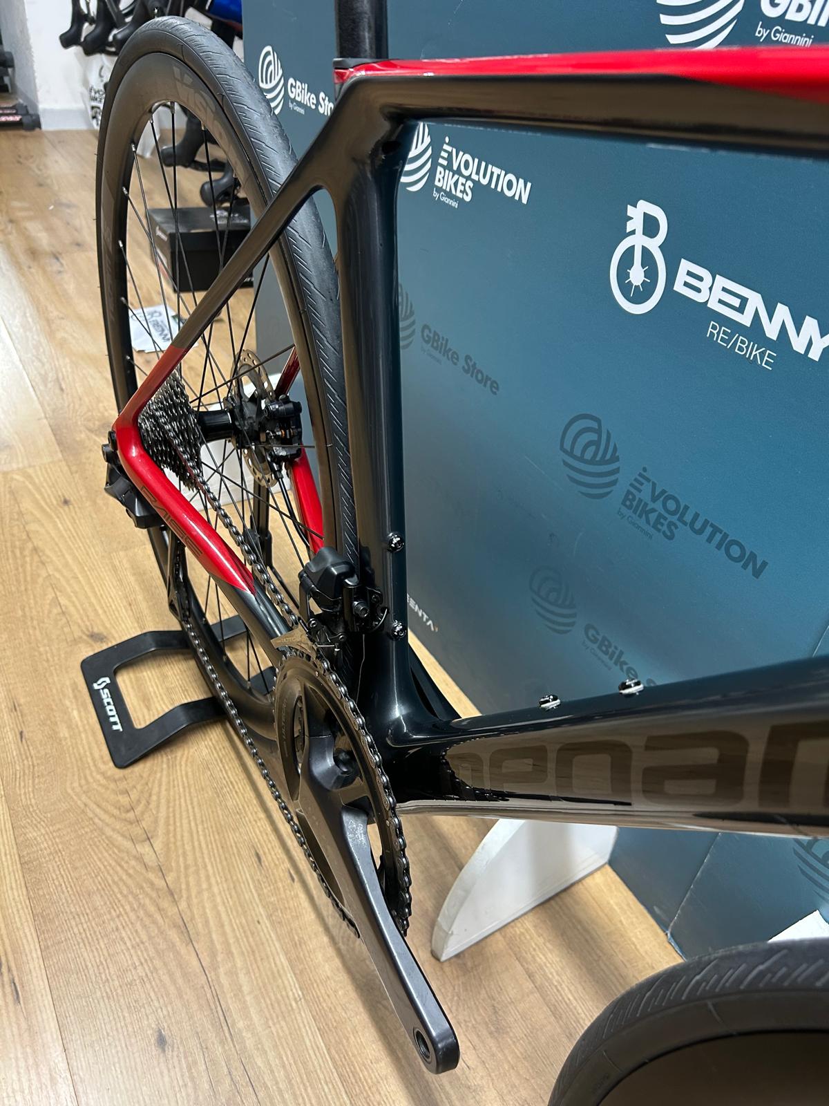 Rozmiar Megamo Raise 05 S - Używany