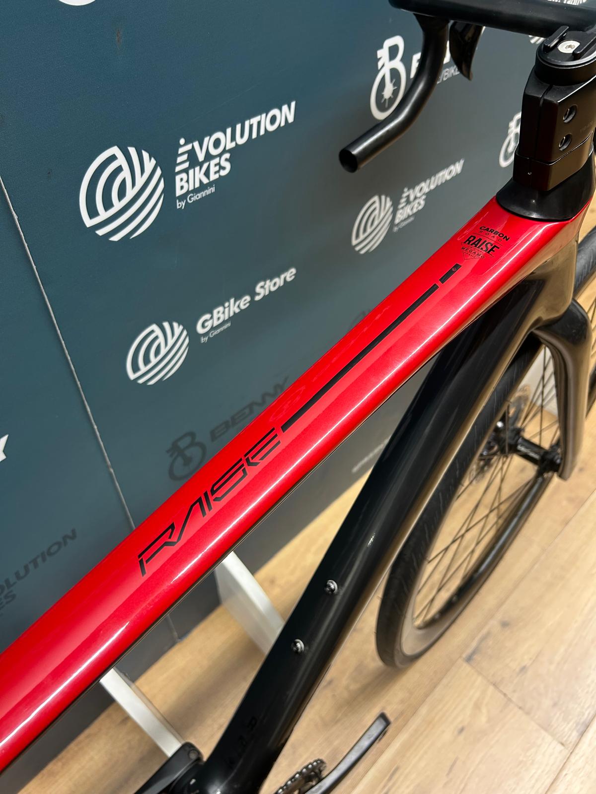 Rozmiar Megamo Raise 05 S - Używany