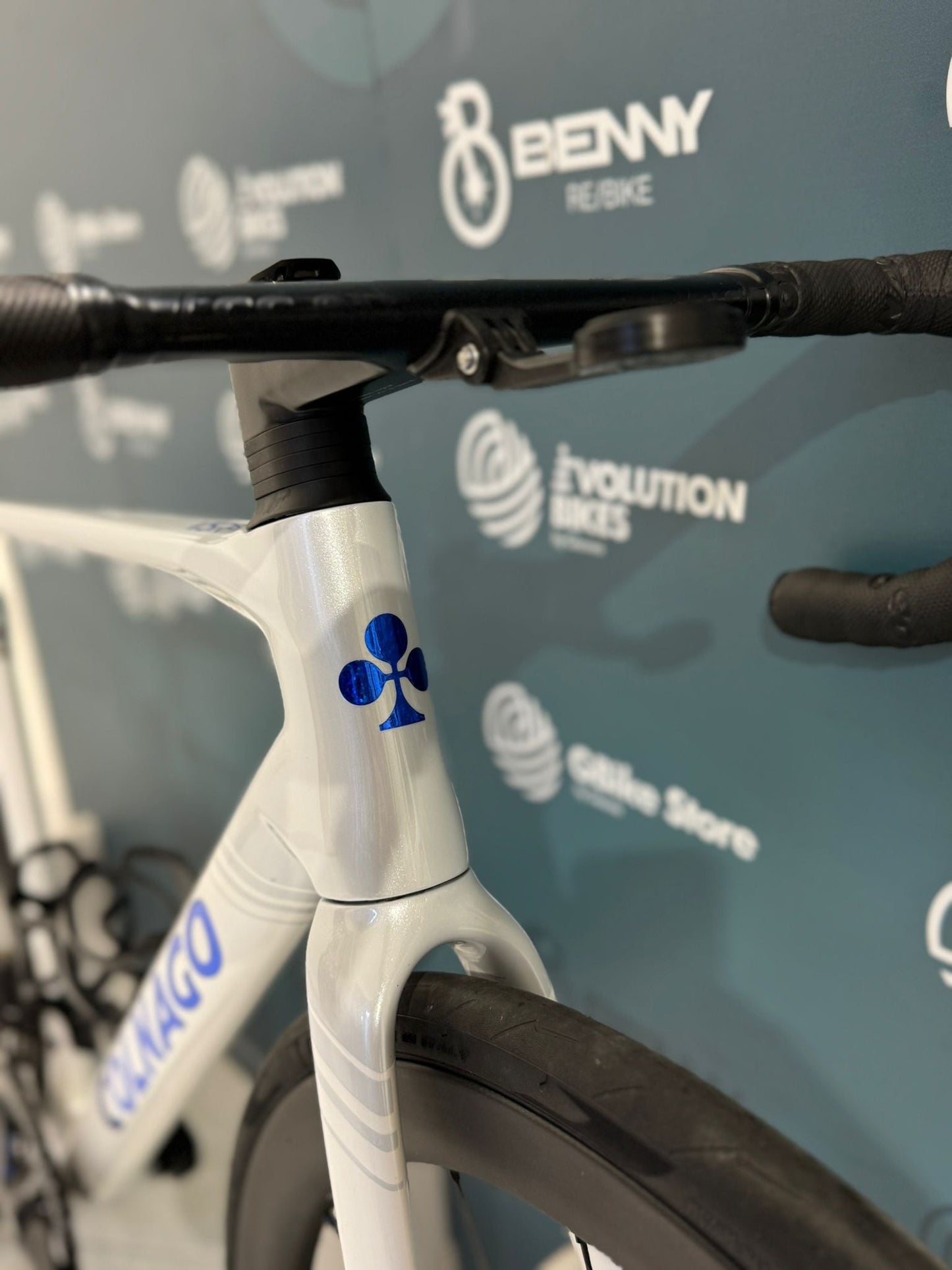 Colnago V5Rs Disc Dura-Ace R9270 Di2 12v Size 485 - Demos