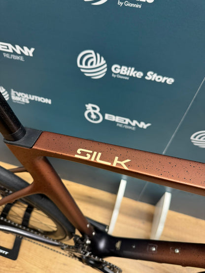 Megamo Soie 08 Taille XL - Utilisé