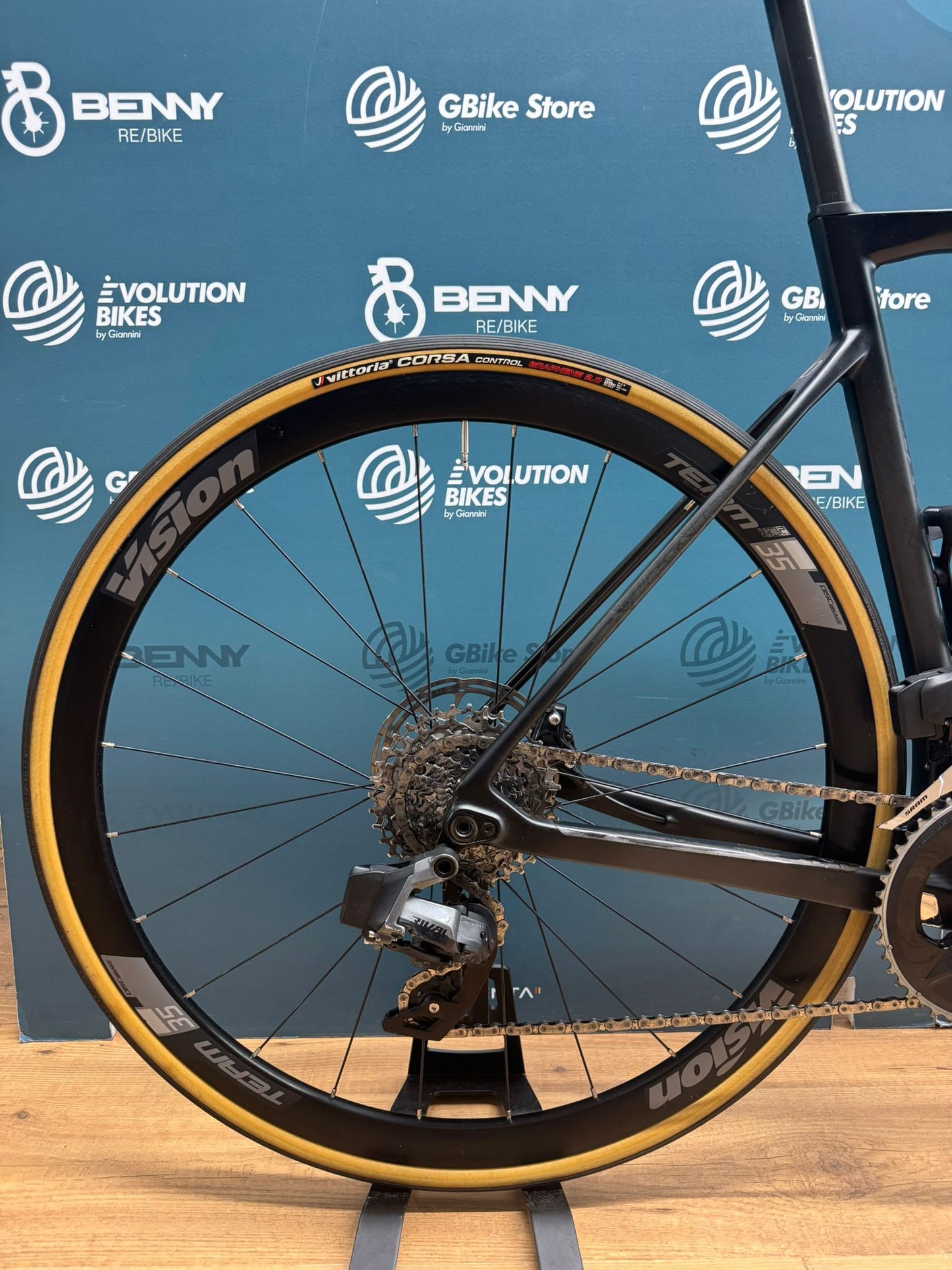 Tamaño Olympia Leader Rival AXS L - Usado