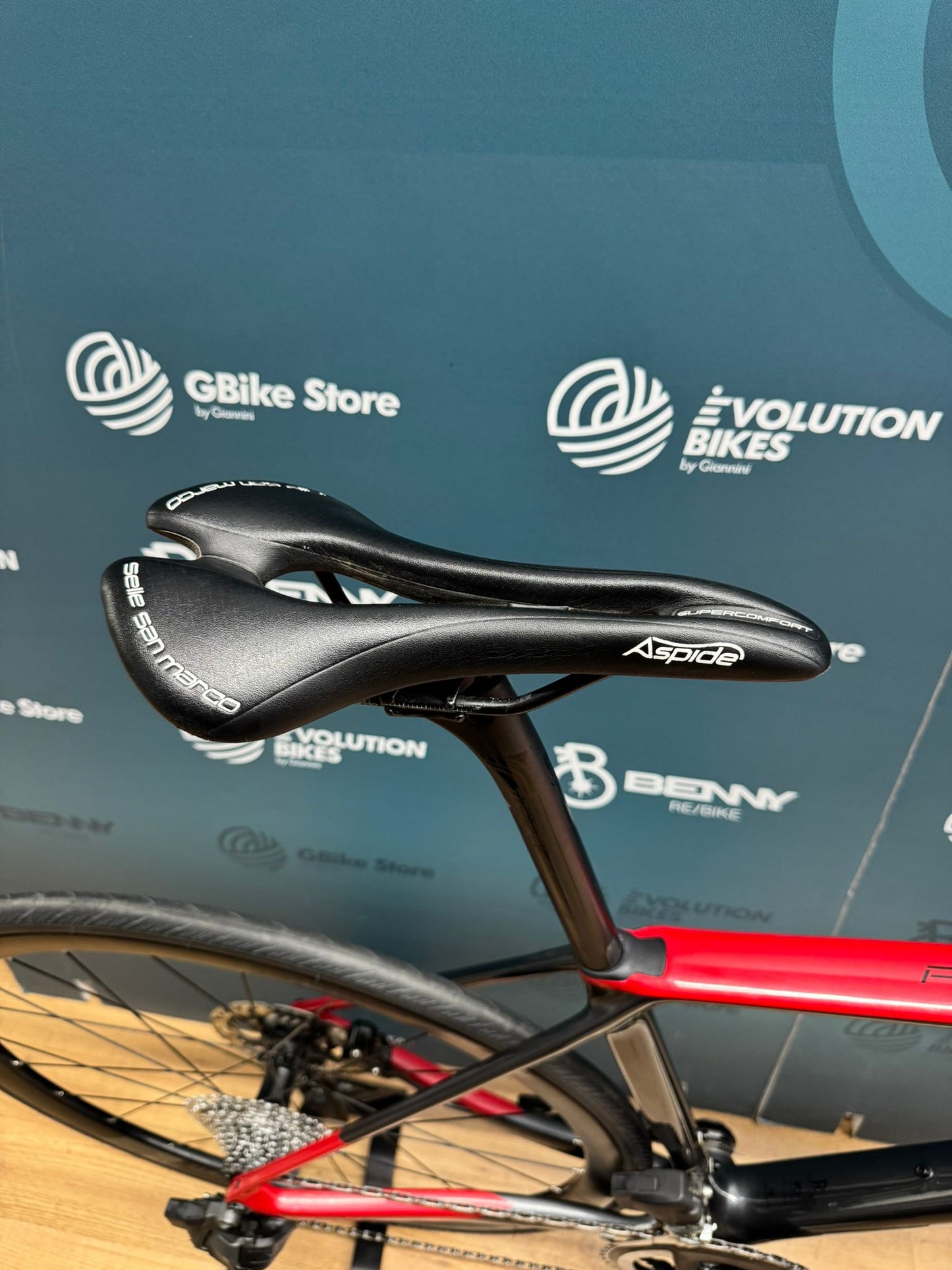 Megamo Raise 09 AXS Größe M - Gebraucht