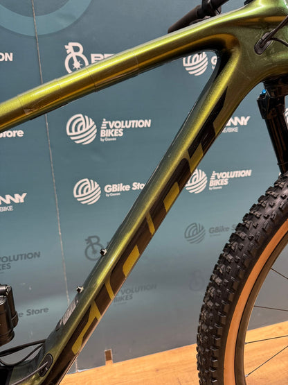 Anthem Gigante Pro 1 Tamaño L - Usado