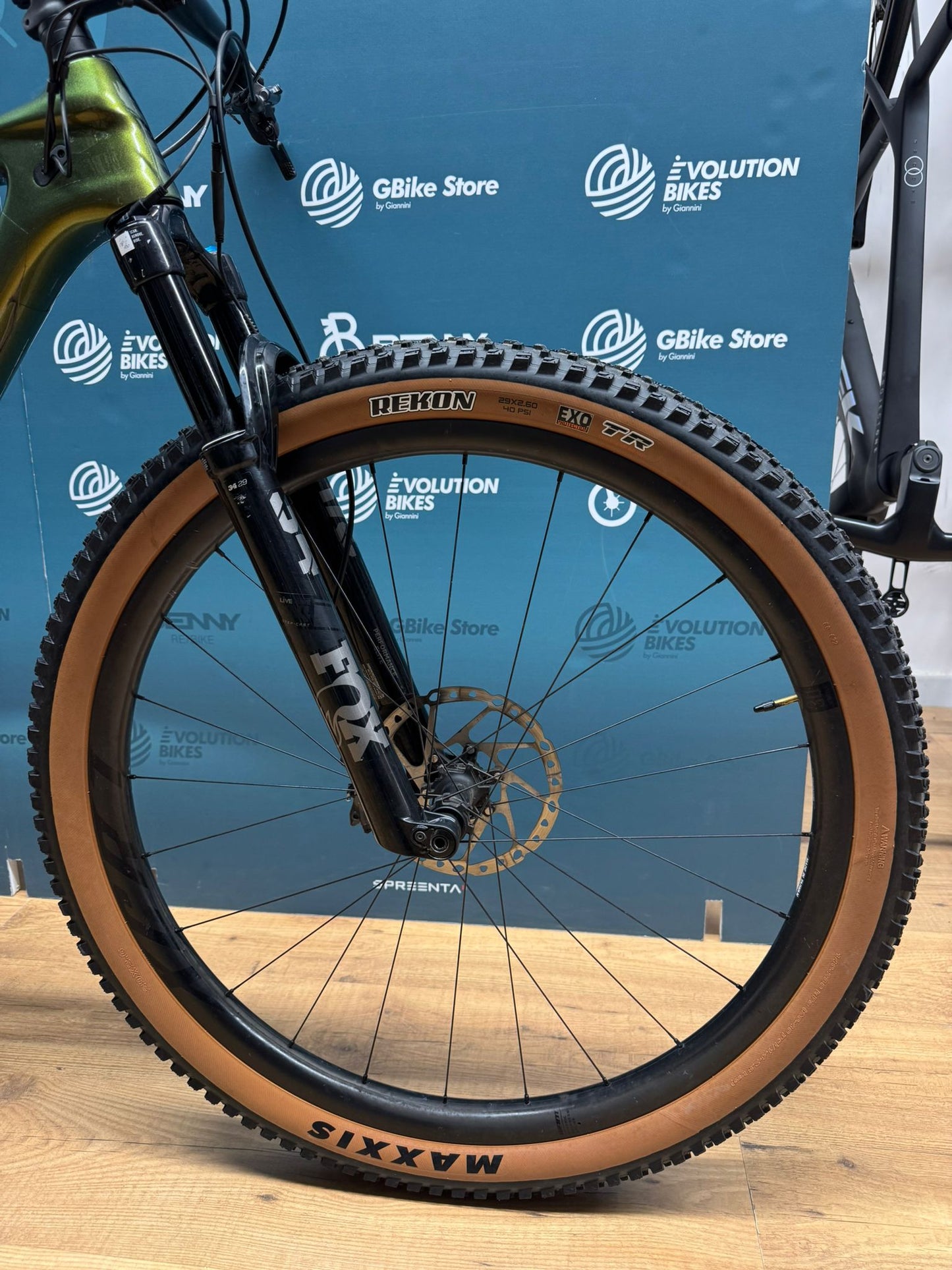 Anthem Gigante Pro 1 Tamaño L - Usado