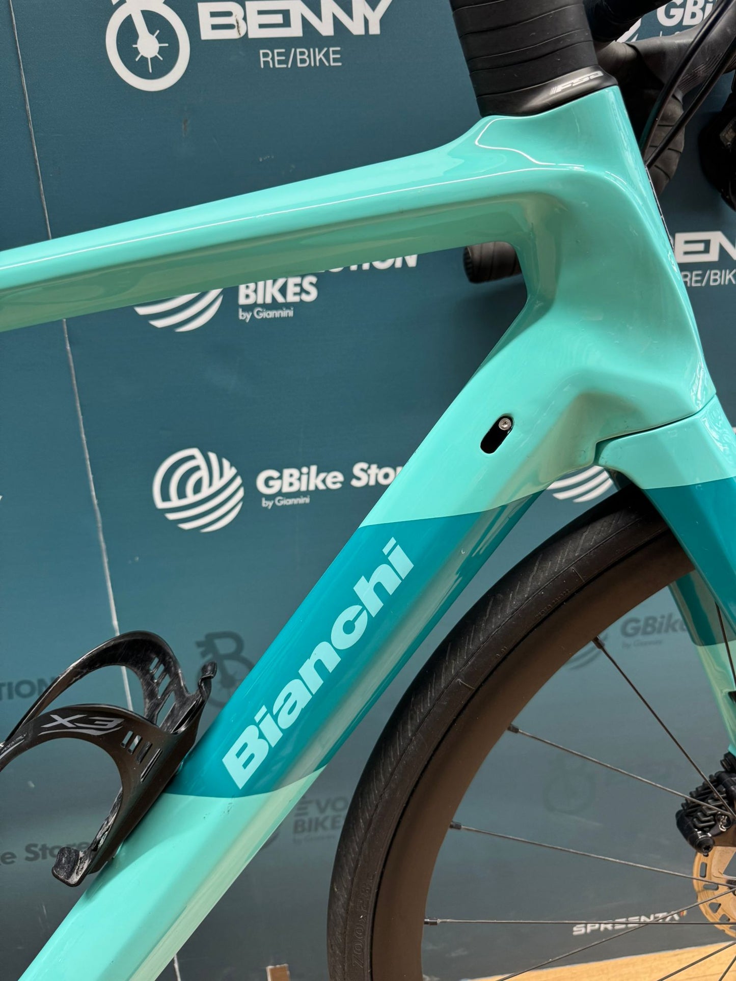 Bianchi Infinito Disc Ultegra Di2 12v Rozmiar 53 - Używany