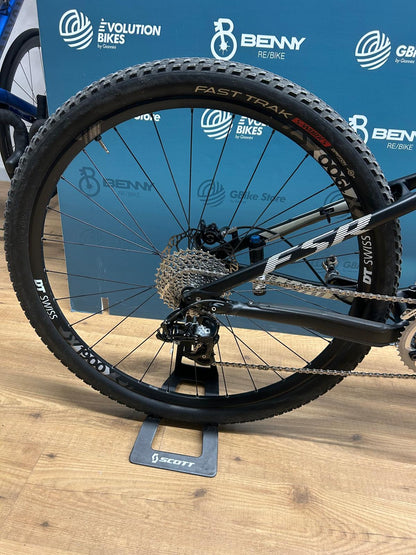 Taille élite épique spécialisée M - Utilisé