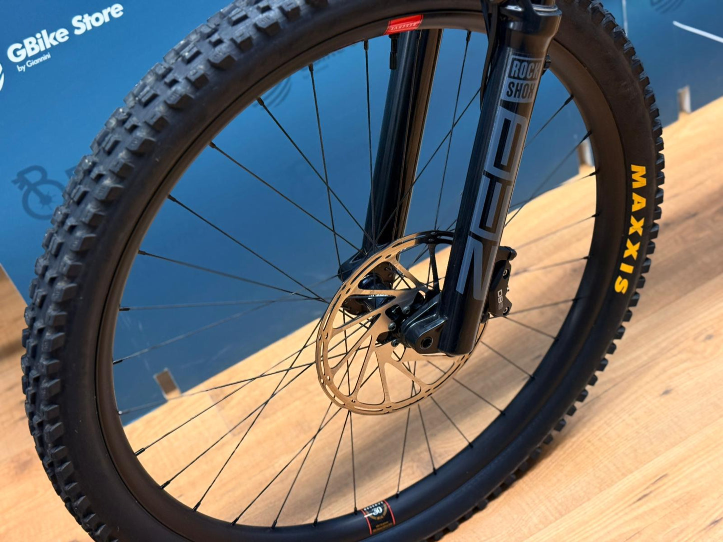 SANTA CRUZ Bullit 4 C 70 - DEMO TEST - Größe M - 312 km