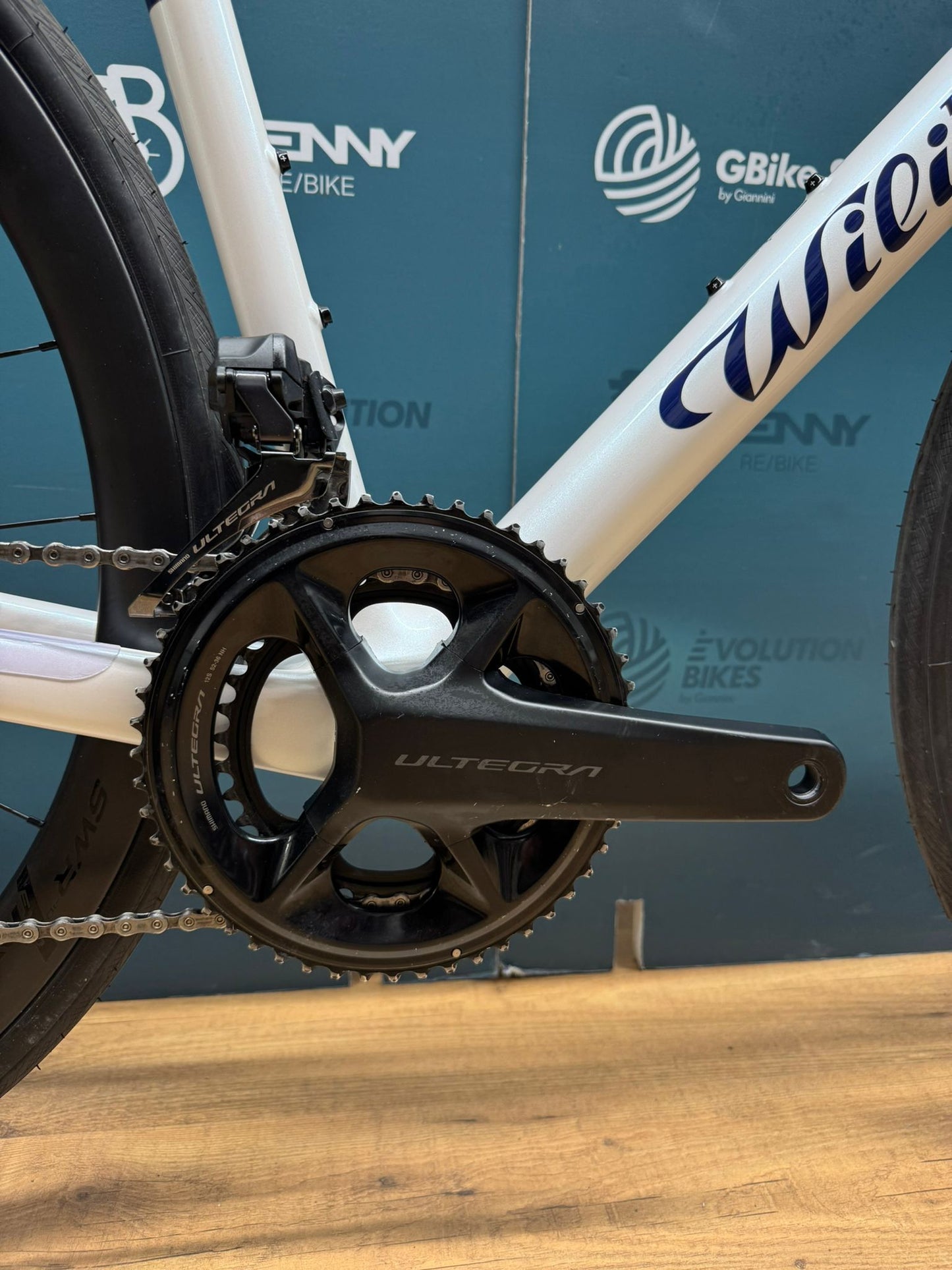 Wilier Verticale Tamaño SLR Ultegra Di2 L - Usado