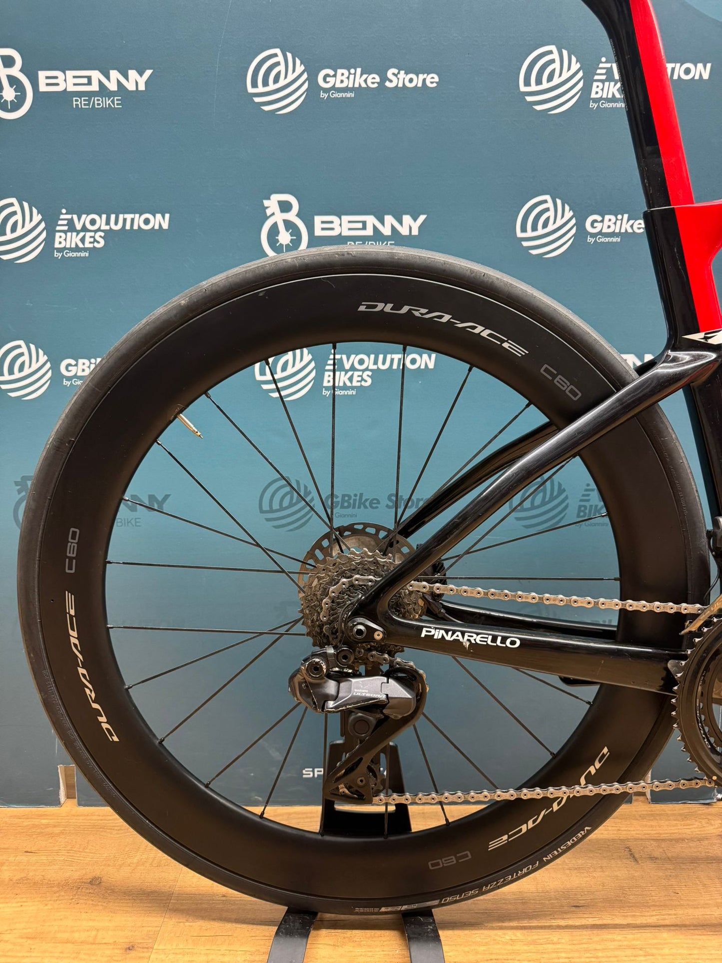 Pinarello Dogma F Ultegra Di2 12v Tamaño 50 - Usado