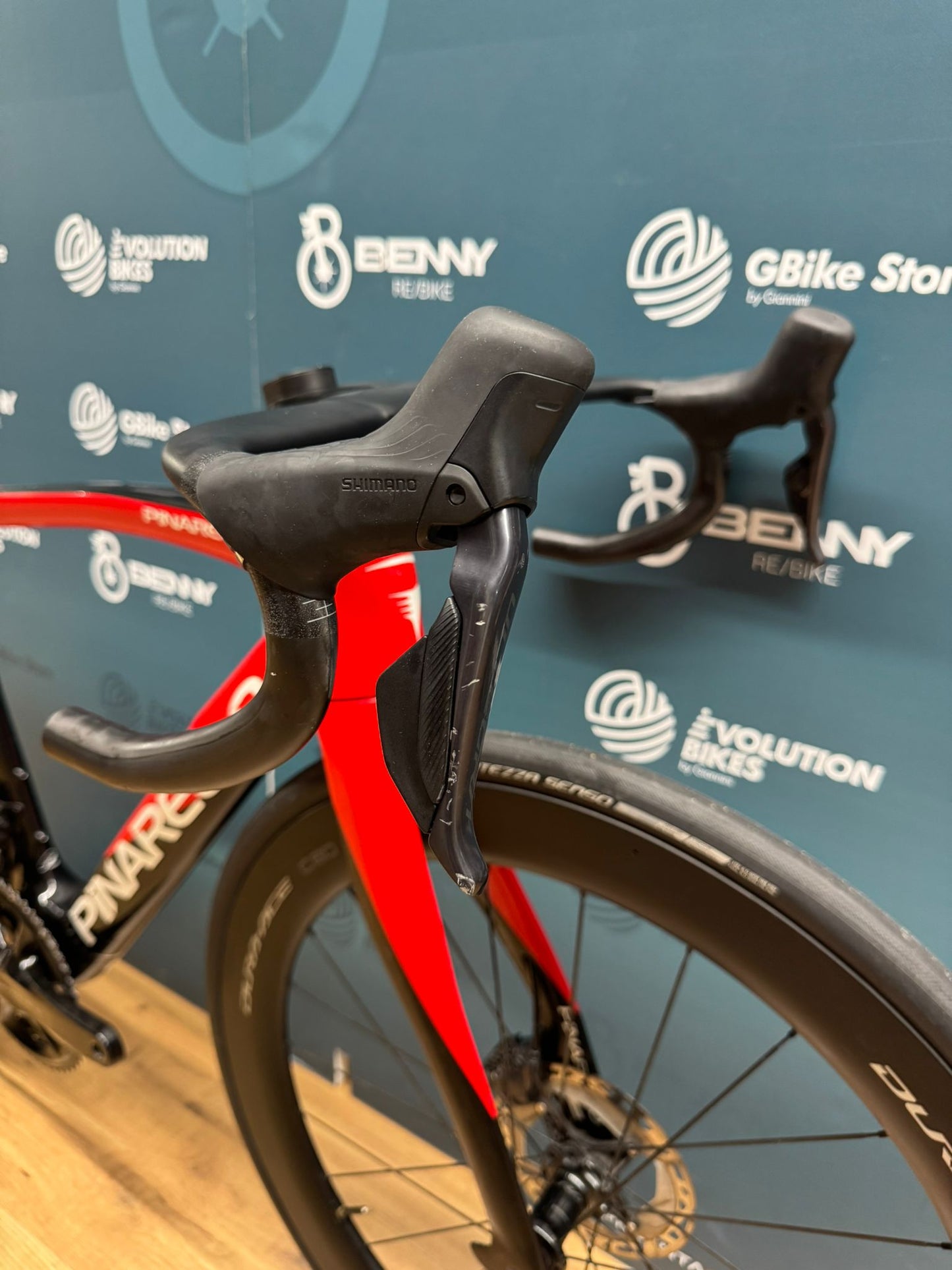 Pinarello Dogma F Ultegra Di2 12v Tamaño 50 - Usado