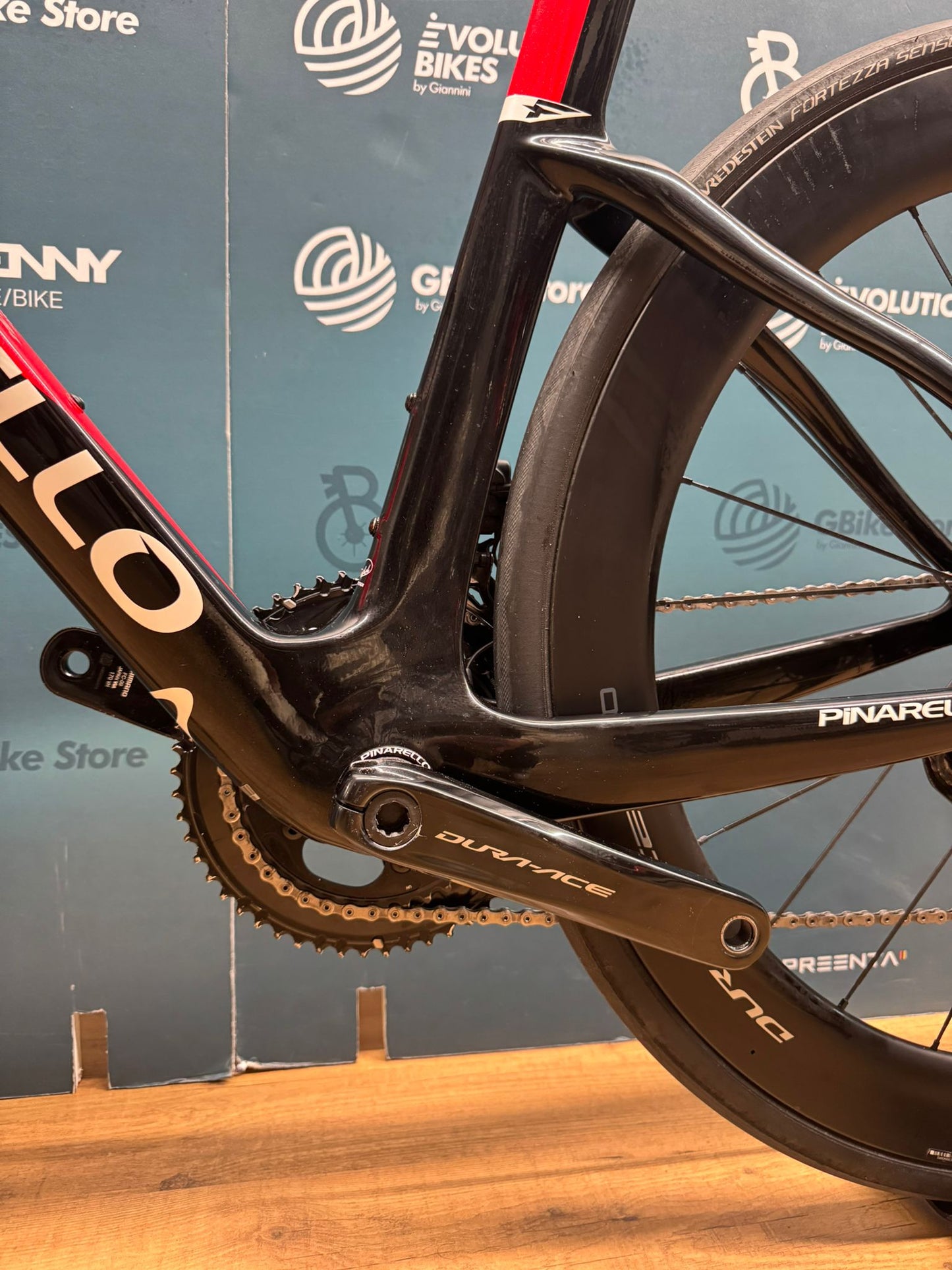 Pinarello Dogma F Ultegra Di2 12v Tamaño 50 - Usado