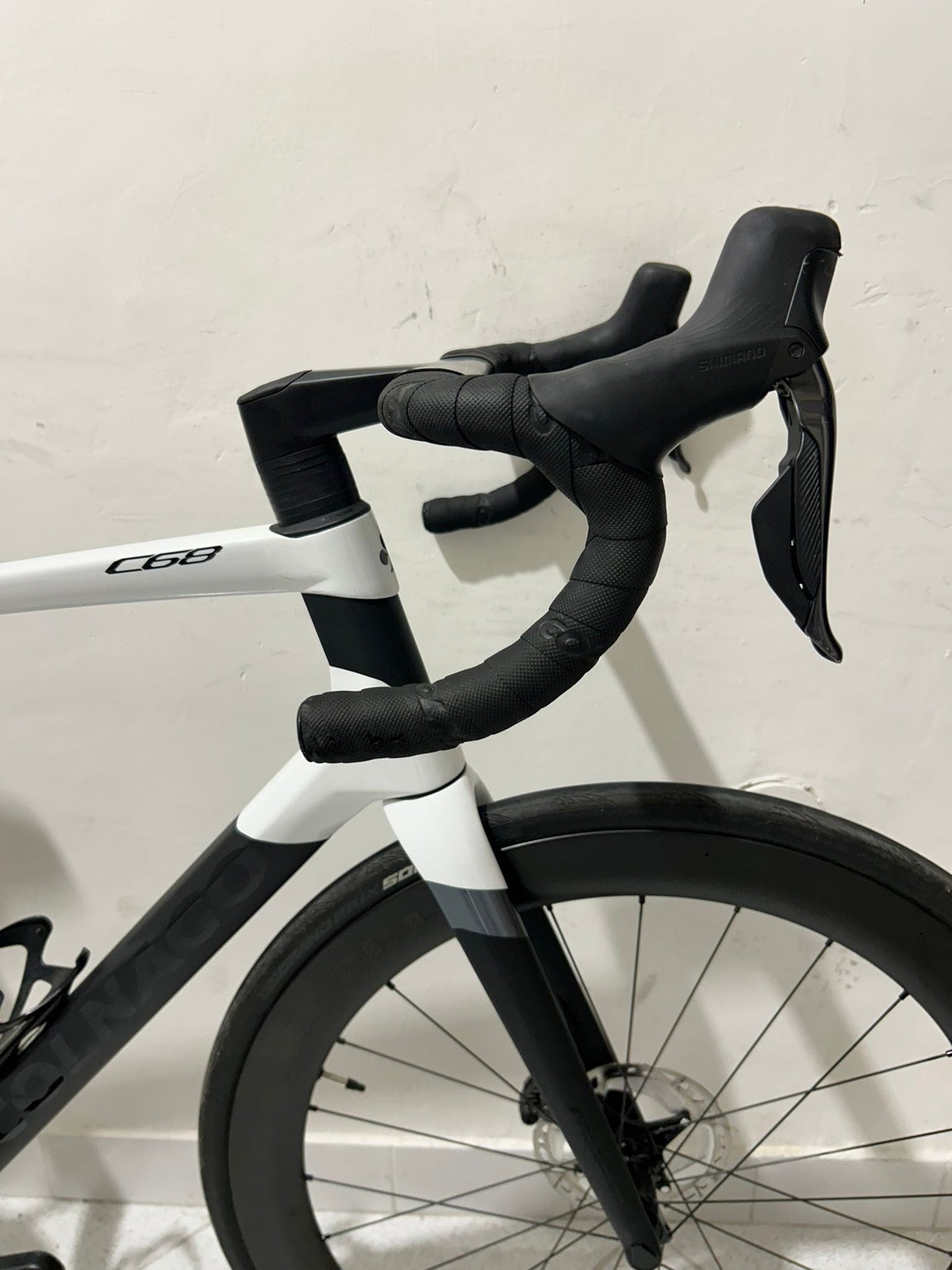 Colnago C68 DISC Ultegra DI2 Tamanho 550 - Usado