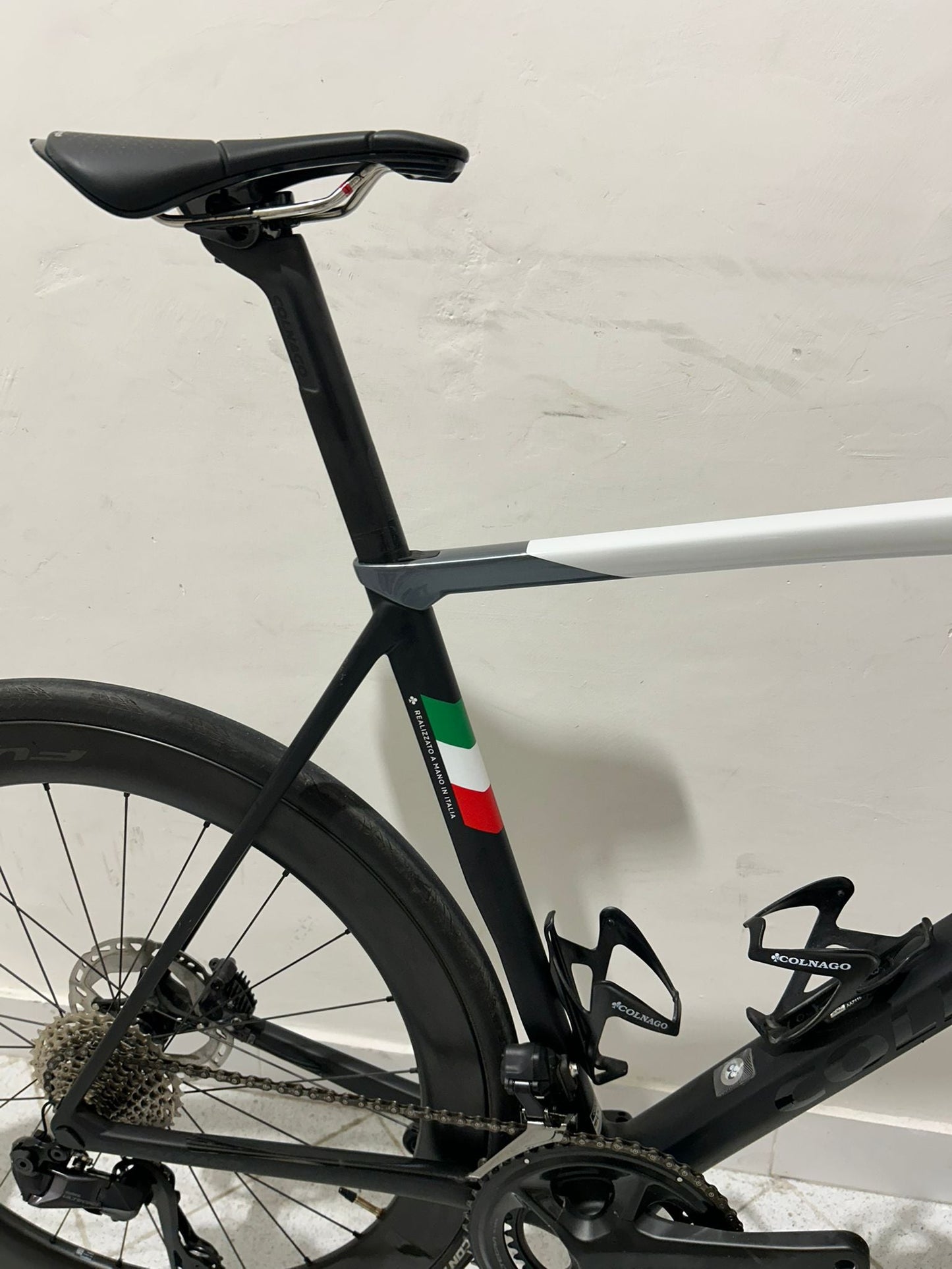 Colnago C68 DISC Ultegra DI2 Tamanho 550 - Usado