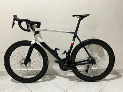 Colnago C68 DISC Ultegra DI2 Tamanho 550 - Usado