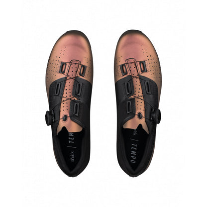 Opalizujące buty Fizik Tempo Overcurve R4